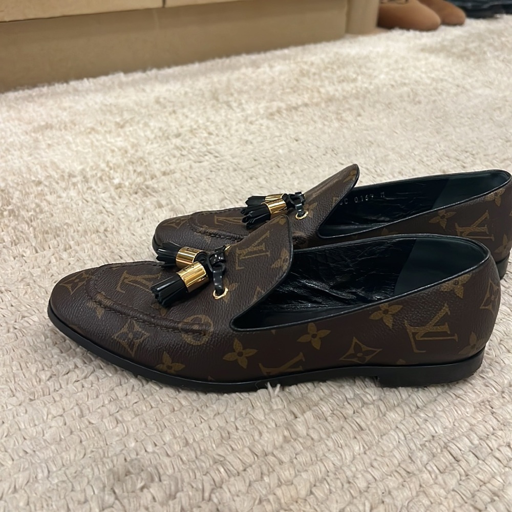 LOUIS VUITTON MONOGRAM SOCIETY LOAFERS